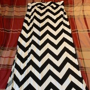 Women’s maxi skirt